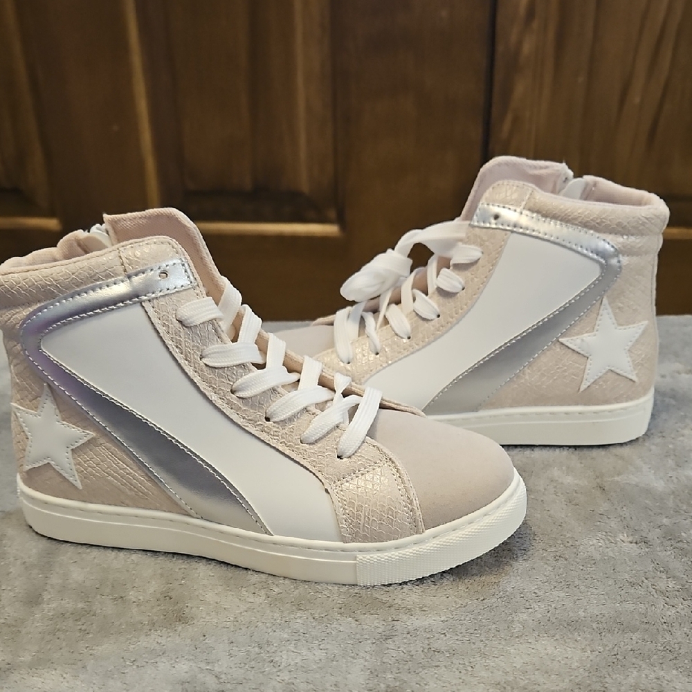 Stylish Women's High-Top Sneakers